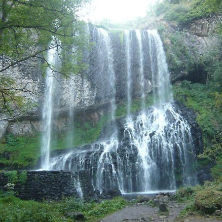 Le Petit St Clair Daire Le Puy-en-Velay Dış mekan fotoğraf