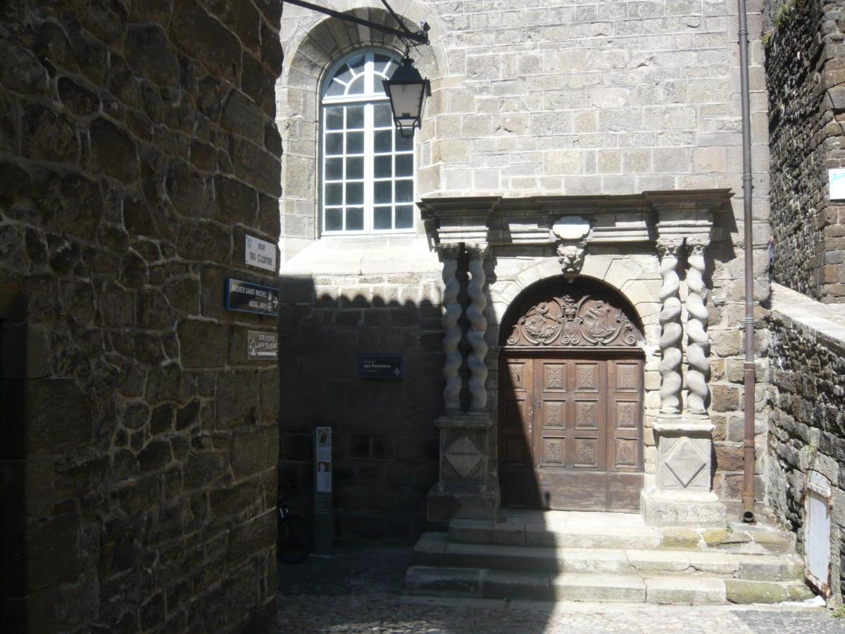 Le Petit St Clair Daire Le Puy-en-Velay Dış mekan fotoğraf