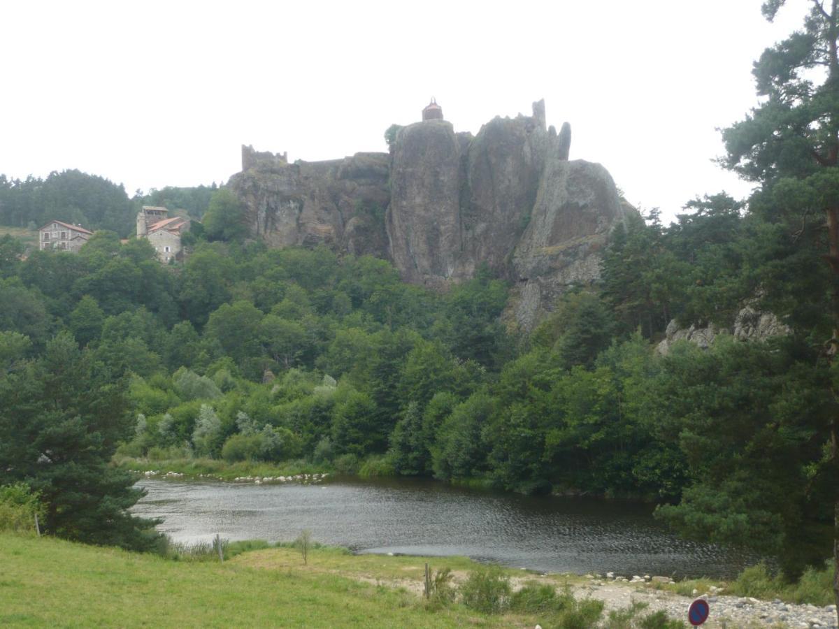 Le Petit St Clair Daire Le Puy-en-Velay Dış mekan fotoğraf