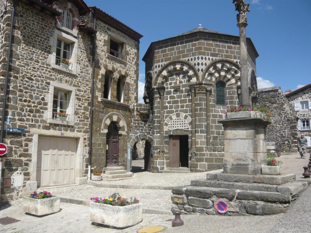 Le Petit St Clair Daire Le Puy-en-Velay Dış mekan fotoğraf