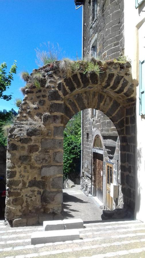 Le Petit St Clair Daire Le Puy-en-Velay Dış mekan fotoğraf